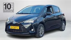 Zwart Gebruikt 2019 Toyota Yaris Hybrid Hatchback | € 18.245 (Eerlijke prijs)