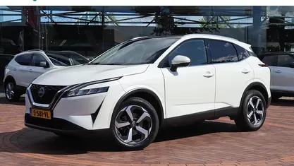 Wit Gebruikt 2023 Nissan Qashqai N-Connecta SUV | € 24.945 (Eerlijke prijs)