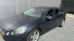 Gebruikt 2011 Volvo V60 Momentum Stationwagen | € 5.995 (Eerlijke prijs)