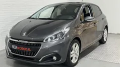 Gebruikt 2019 Peugeot 208 Signature Sky Hatchback | € 9.990 (Eerlijke prijs)