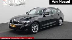 Gebruikt 2023 BMW 318 Basis Stationwagen | € 32.900 (Eerlijke prijs)