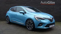 Gebruikt 2022 Renault Clio V Intens Hatchback | € 16.795 (Eerlijke prijs)
