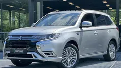 Gebruikt 2020 Mitsubishi Outlander Instyle SUV | € 24.900 (Eerlijke prijs)