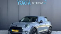 Grijs Gebruikt 2019 Mini ONE Hatchback | € 11.950 (Eerlijke prijs)