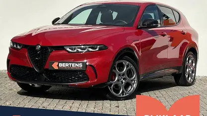 Rood Occasion 2025 Alfa Romeo Tonale Veloce SUV | € 39.895 (Eerlijke prijs)