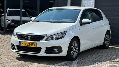 Occasion Peugeot 308 Style 110 PK (80 kW) 2021 Hatchback
