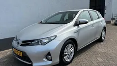 Grijs Gebruikt 2013 Toyota Auris Hatchback | € 12.450 (Eerlijke prijs)