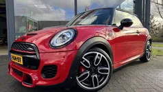 Rood Gebruikt 2021 Mini John Cooper Works Chili Hatchback | € 24.950 (Goede deal)