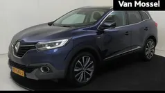 Kosmosblauw rpr Gebruikt 2017 Renault Kadjar Bose Edition SUV | € 17.940 (Eerlijke prijs)