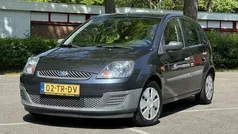 Grijs Gebruikt 2006 Ford Fiesta Hatchback | € 1.695 (Eerlijke prijs)