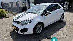 Gebruikt 2012 Kia Rio Hatchback | € 6.789 (Eerlijke prijs)
