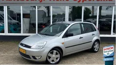 Grijs Gebruikt 2002 Ford Fiesta Hatchback | € 1.745 (Eerlijke prijs)