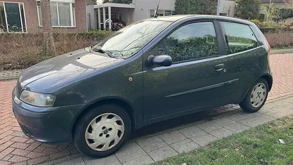 Grijs Gebruikt 2001 Fiat Punto Hatchback | € 1.400 (Eerlijke prijs)