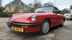 Rood Gebruikt 1988 Alfa Romeo Spider Quadrifoglio Verde Cabriolet | € 17.500