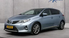 Blauw Gebruikt 2013 Toyota Auris Hybrid Executive Hatchback | € 11.650 (Eerlijke prijs)