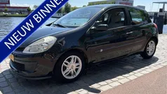 Gebruikt 2006 Renault Clio II Hatchback | € 1.450 (Goede deal)