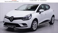 Wit Gebruikt 2019 Renault Clio IV Intens Hatchback | € 13.600 (Eerlijke prijs)
