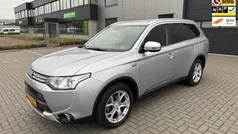 Gebruikt 2015 Mitsubishi Outlander P-HEV Edition SUV | € 12.999 (Eerlijke prijs)