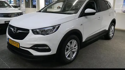 Wit Occasion 2020 Opel Grandland X Business Edition SUV | € 17.440 (Goede deal)
