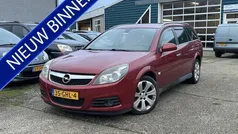 Rood Gebruikt 2008 Opel Vectra Executive Stationwagen | € 2.495 (Eerlijke prijs)