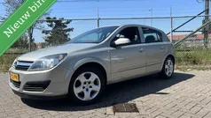 Grijs Gebruikt 2006 Opel Astra Edition Hatchback | € 2.550 (Eerlijke prijs)