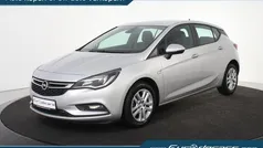 Zilver Gebruikt 2019 Opel Astra Edition Hatchback | € 10.850 (Eerlijke prijs)