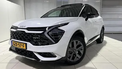 Occasion Kia Sportage GT 210 PK (154 kW) 2025 Deluxe white / pearl bla SUV