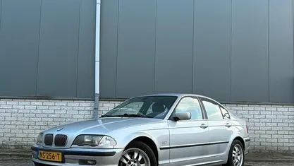 Occasion 2000 BMW 320 Sport Line Sedan | € 2.850 (Eerlijke prijs)
