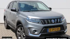 Grijs Gebruikt 2022 Suzuki Vitara SUV | € 23.950 (Eerlijke prijs)