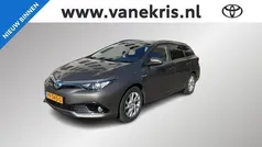 Grijs Gebruikt 2017 Toyota Auris Touring Sports Stationwagen | € 16.997 (Eerlijke prijs)