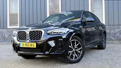 Zwart, metallic lak Gebruikt 2022 BMW X4 M Sport SUV | € 54.950 (Eerlijke prijs)