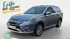 Gebruikt 2019 Mitsubishi Outlander P-HEV Instyle SUV | € 20.940 (Eerlijke prijs)