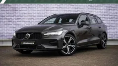 Grijs Gebruikt 2023 Volvo V60 Plus Stationwagen | € 37.899 (Eerlijke prijs)