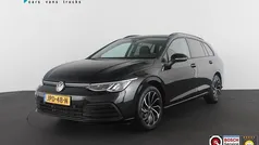 Zwart Gebruikt 2024 VW Golf VIII Business Stationwagen | € 27.650 (Eerlijke prijs)