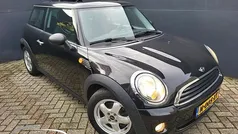 Zwart Gebruikt 2009 Mini ONE Hatchback | € 3.250 (Eerlijke prijs)