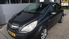 Gebruikt 2012 Opel Corsa Edition Hatchback | € 4.050 (Eerlijke prijs)