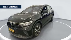 Zwart Gebruikt 2023 VW ID.4 Pure SUV | € 30.880 (Eerlijke prijs)