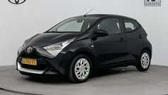 Gebruikt 2019 Toyota Aygo X-play Hatchback | € 14.445 (Eerlijke prijs)
