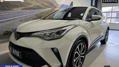 Wit, metallic lak Gebruikt 2020 Toyota C-HR Business Edition SUV | € 24.950 (Eerlijke prijs)