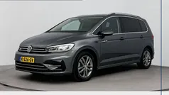 Grijs Gebruikt 2020 VW Touran Highline MPV | € 27.400 (Eerlijke prijs)