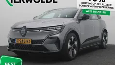 Grijs Gebruikt 2024 Renault Megane E-Tech Evolution Hatchback | € 26.945 (Eerlijke prijs)