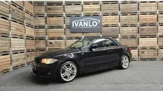 Zwart, metallic lak Gebruikt 2012 BMW 118 Cabriolet Executive Cabriolet | € 10.950 (Eerlijke prijs)