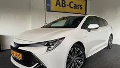 Wit Gebruikt 2020 Toyota Corolla Stationwagen | € 21.950 (Eerlijke prijs)