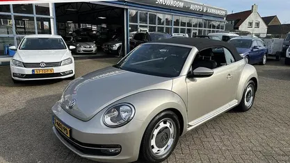 Grijs Gebruikt 2013 VW Beetle Design Cabriolet | € 13.950 (Eerlijke prijs)