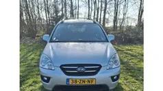 Grijs Gebruikt 2008 Kia Carens MPV | € 3.750 (Eerlijke prijs)