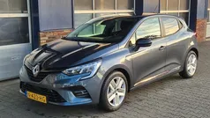 Gebruikt 2021 Renault Clio V Zen Hatchback | € 12.950 (Eerlijke prijs)