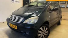 Groen, metallic lak Gebruikt 2001 Mercedes A140 Classic MPV | € 695 (Goede deal)