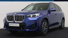 Blauw Gebruikt 2023 BMW X1 Executive SUV | € 53.495 (Eerlijke prijs)