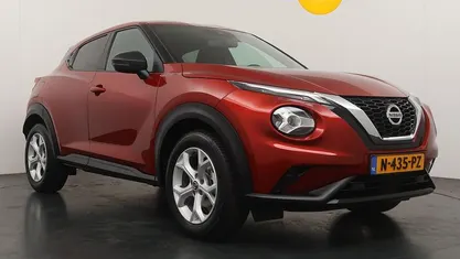 Occasion Nissan Juke N-Connecta 116 PK (85 kW) 2021 Rood (metallic) SUV