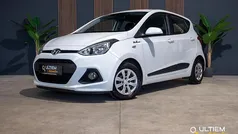 Wit Gebruikt 2015 Hyundai i10 Comfort Hatchback | € 5.990 (Eerlijke prijs)